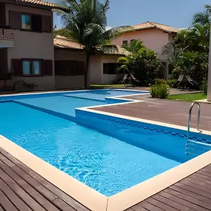  Casa de Férias 450m De Taperapuan; Piscina; 2 Quartos; Wifi 300 Mbs; Churrasqueira; Estacionamento Gratuito 1 Carro Brasil